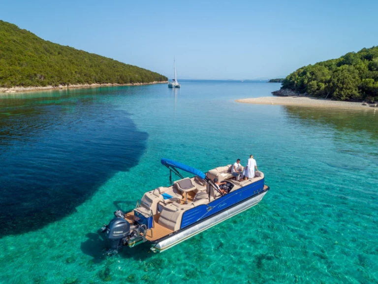 Bootverhuur Nomós Thesprotías goedkoop 8.4M