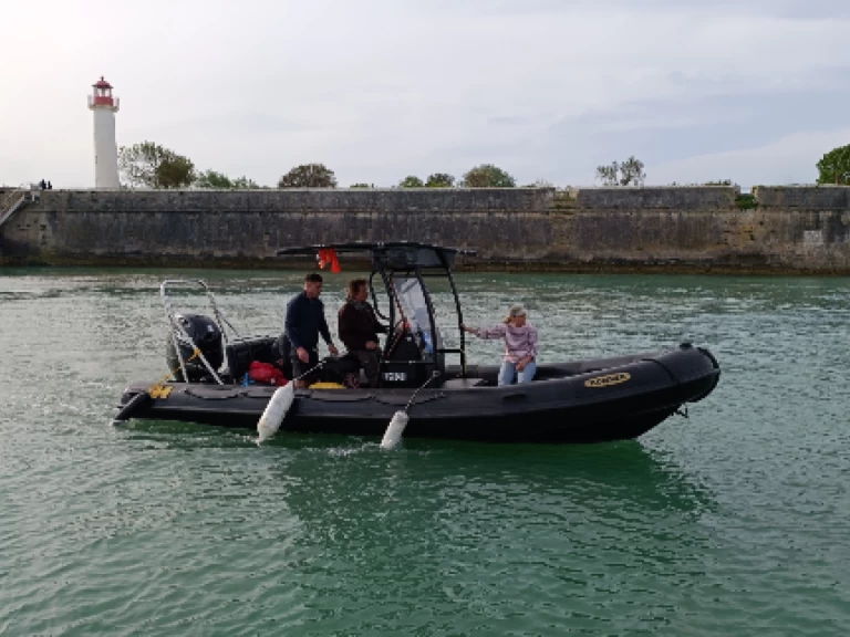 Bootverhuur La Flotte goedkoop destroyer