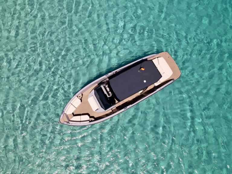 Verhuur Motorboot in Marina Ibiza - Rand Archipelago 32