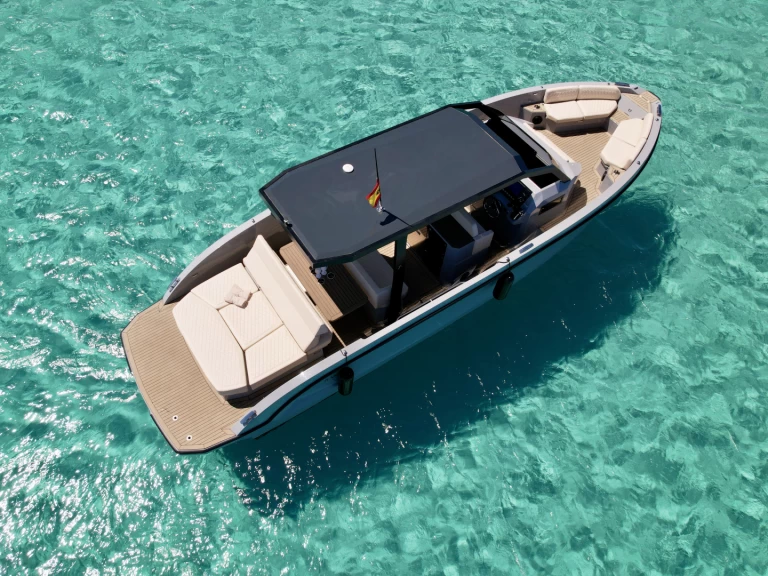 Huur Motorboot met of zonder schipper Rand in Marina Ibiza