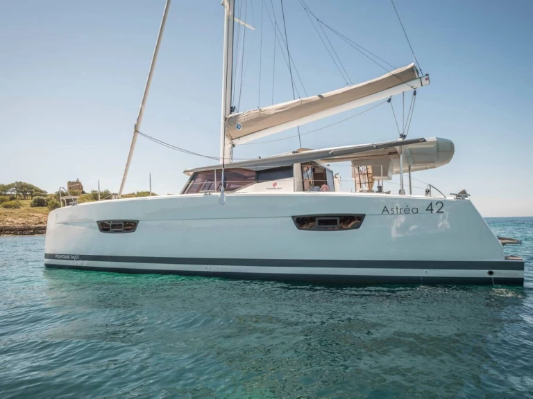 Jachthuur in Piso Livadi - Fountaine Pajot Astrea 42 via SamBoat