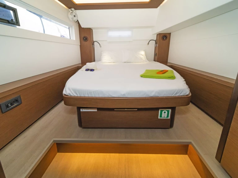 Huur Catamaran met of zonder schipper Lagoon in Deme of Volos