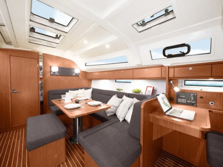 Verhuur Zeilboot Bavaria met vaarbewijs