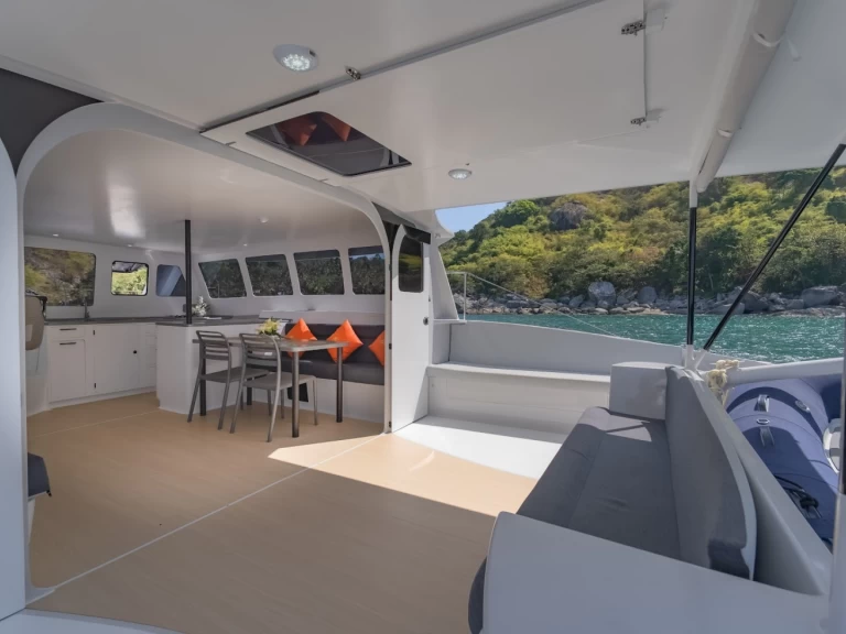 Jachthuur in Phuket - Stealth 420 F1 Power Catamaran via SamBoat