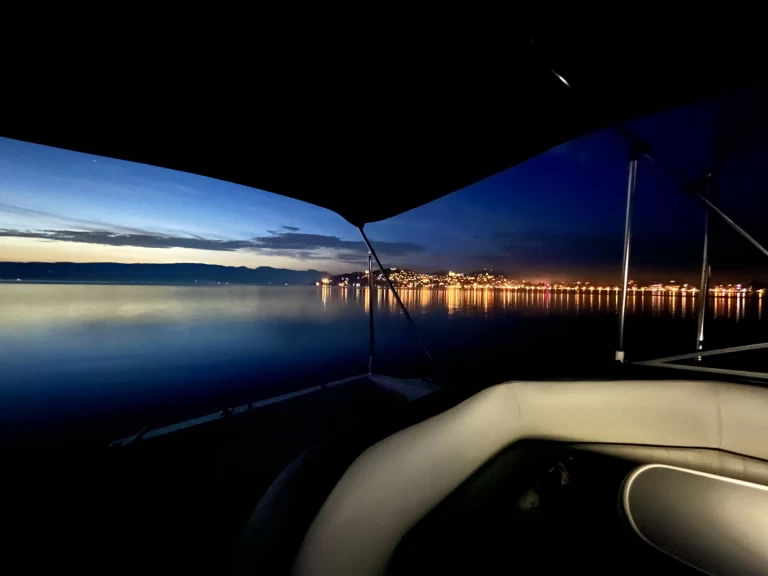 Bayliner Bayliner 2655 Cierra te huur van particulier of professional in Ohrid