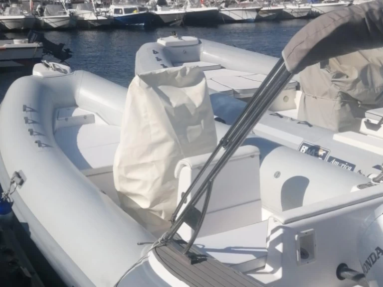 RIB te huur in Sorrento voor de beste prijs