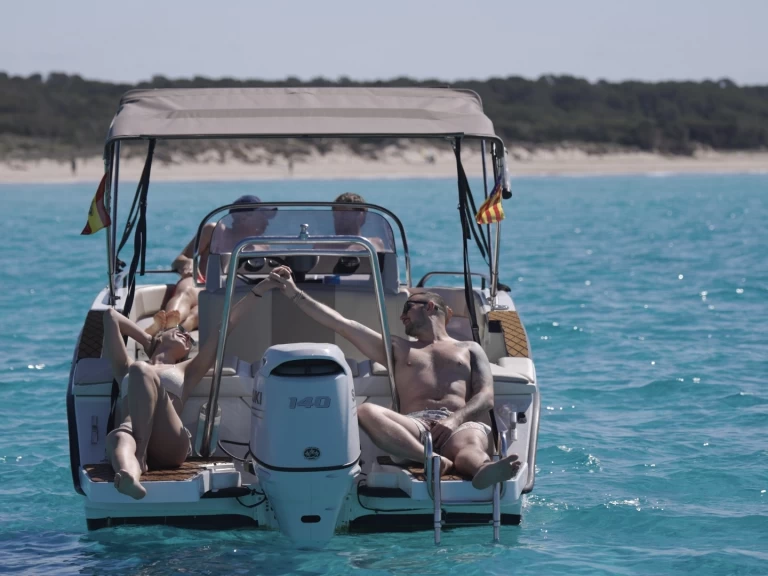 Motorboot te huur in s'Estanyol de Migjorn voor de beste prijs
