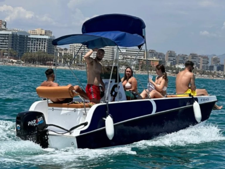 Motorboot te huur in Benalmádena voor de beste prijs