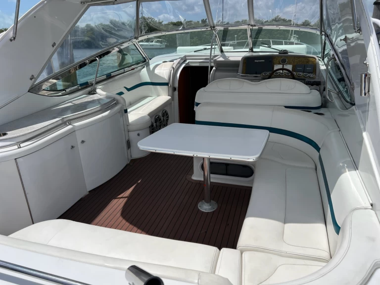 Huur een Formula 400 SS DIESEL in Miami