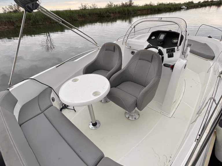 Bootverhuur Palavas-les-Flots goedkoop Flyer 550 Open