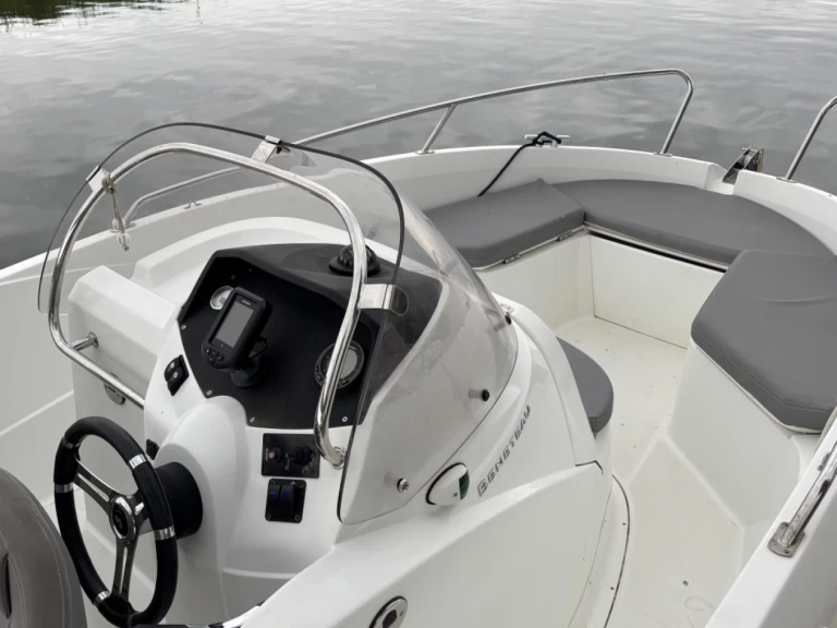 Huur een Bénéteau Flyer 550 Open in Palavas-les-Flots