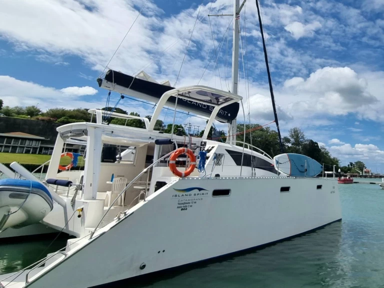 Jachthuur in Mai Khao - Island Spirit Yachts Island Spirit 410 via SamBoat
