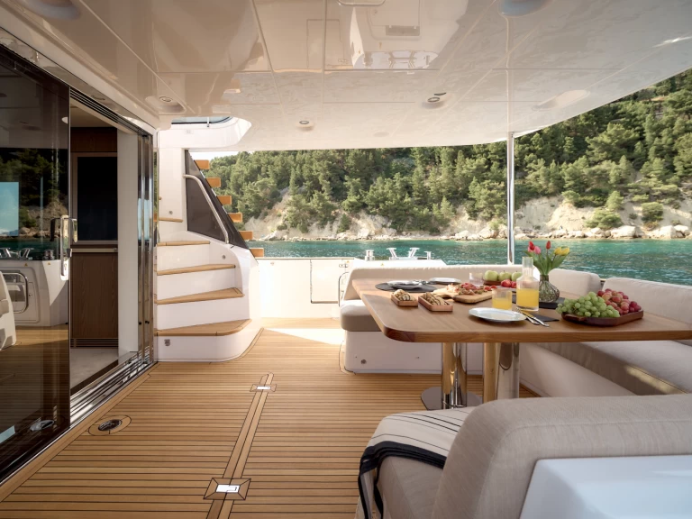 Bootverhuur Azimut Azimut Magellano 66 in Podstrana via SamBoat