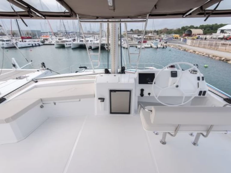 Verhuur Catamaran Bali met vaarbewijs