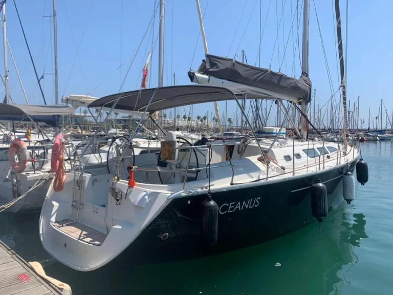 Verhuur Zeilboot in Barcelona - Jeanneau Sun Odyssey 43