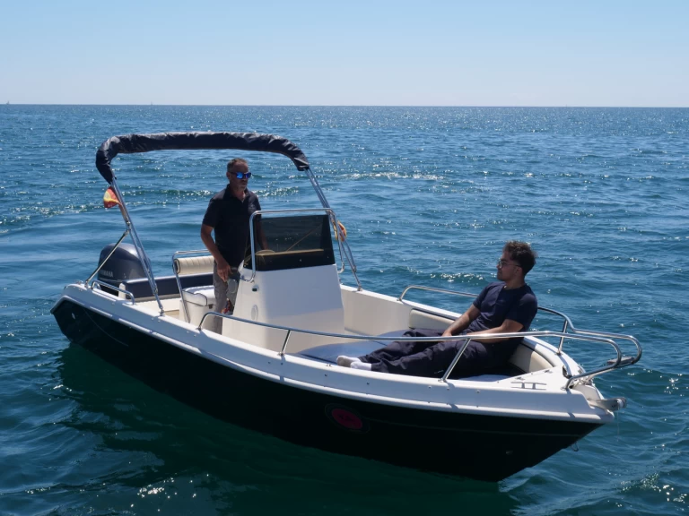 Bootverhuur Miele Mare Freeboard 18 in Empuriabrava via SamBoat