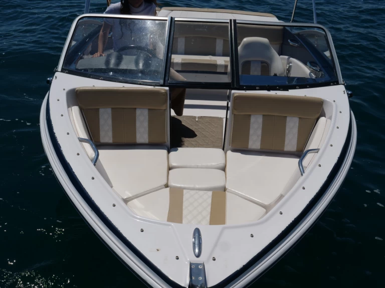 Motorboot te huur in Empuriabrava voor de beste prijs