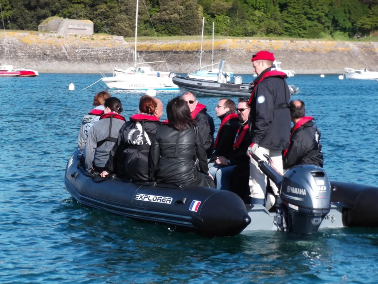 Huur een Bombard Explorer 550 DB in Saint-Malo