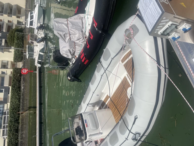 Verhuur RIB in Courseulles-sur-Mer - Valiant V 520 Sprint