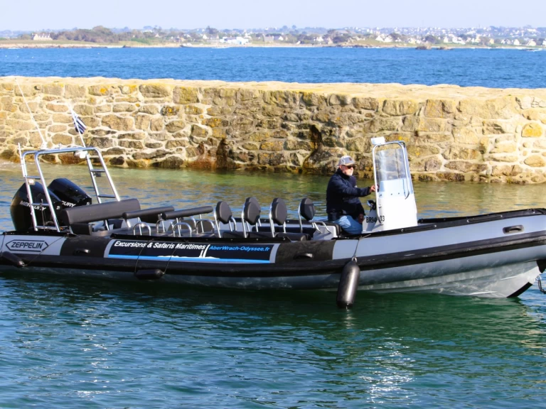 Bootverhuur Zeppelin Zeppelin XVPRO 850 in Landéda via SamBoat