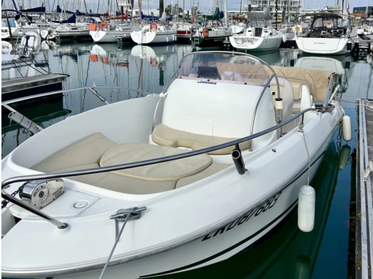 Motorboot te huur in La Rochelle voor de beste prijs