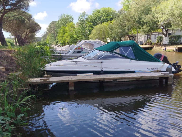 Verhuur Motorboot in Biscarrosse - Bayliner Bayliner 1802 Capri Cuddy