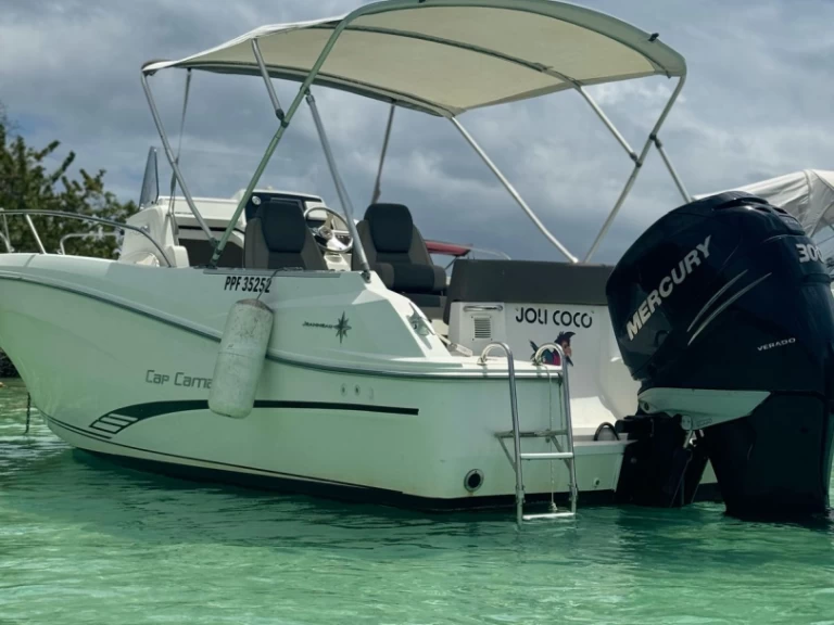 Huur Motorboot met of zonder schipper Jeanneau in Pointe-à-Pitre
