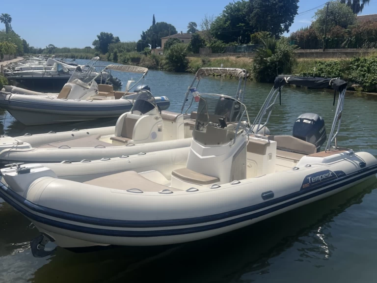 Capelli Capelli 690 te huur van particulier of professional in Hyères