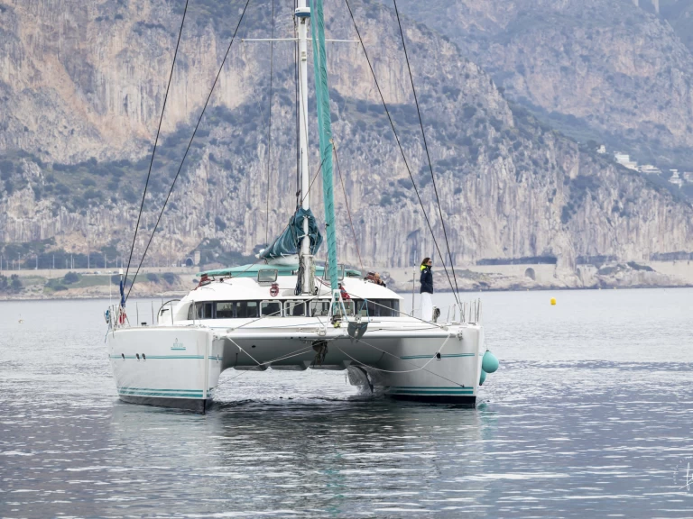 Jachthuur in Saint-Jean-Cap-Ferrat - Lagoon Lagoon 570 via SamBoat