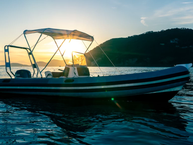 Huur RIB met of zonder schipper Joker Boat in Bocca di Magra