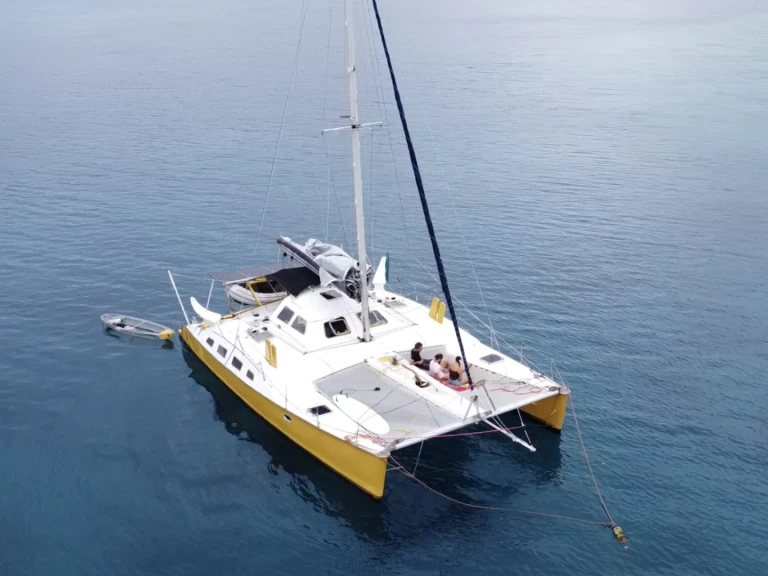 Bootverhuur Outremer Danson 40+2 in Fare via SamBoat