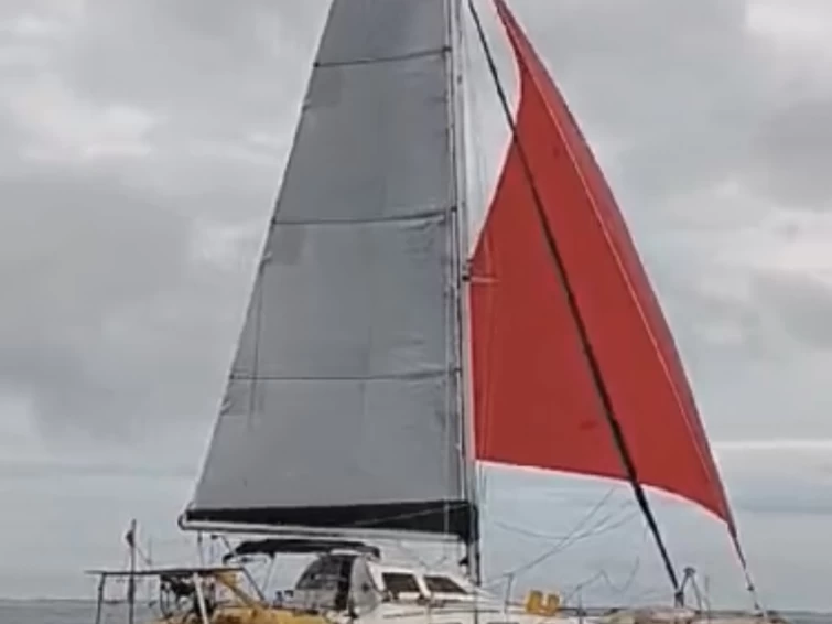 Verhuur Catamaran Outremer met vaarbewijs