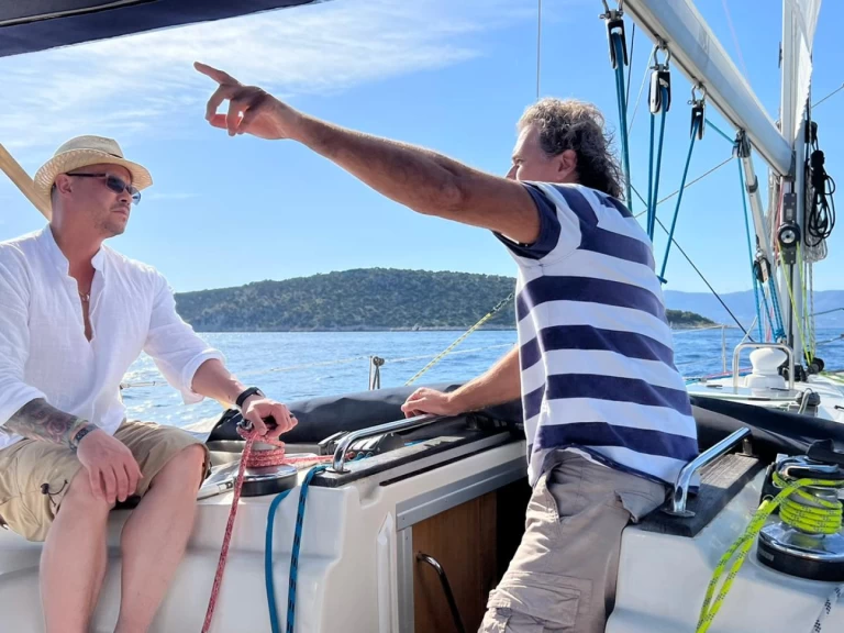 Verhuur Zeilboot Bavaria met vaarbewijs