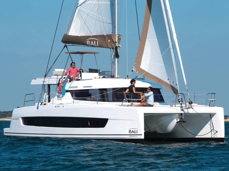 Huur Catamaran met of zonder schipper Bali in Komolac