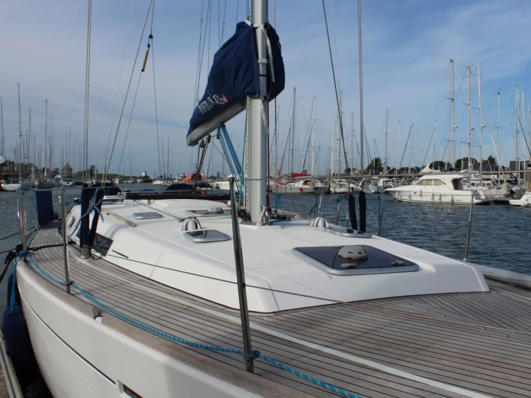 Bootverhuur Dufour Dufour 425 Grand Large in Arzon via SamBoat