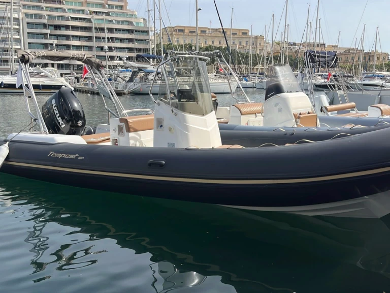 Bootverhuur Capelli Tempest 690 in Pietà via SamBoat