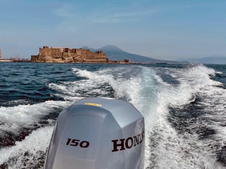 Bootverhuur Porto di Mergellina goedkoop 62