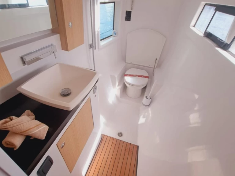 Jachthuur in Port de Sitges Aiguadolç - Aventura aventura 34 via SamBoat