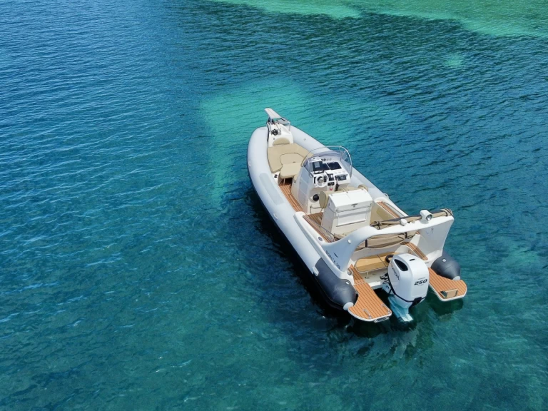 Zodiac Medline 3 te huur van particulier of professional in Korfoe