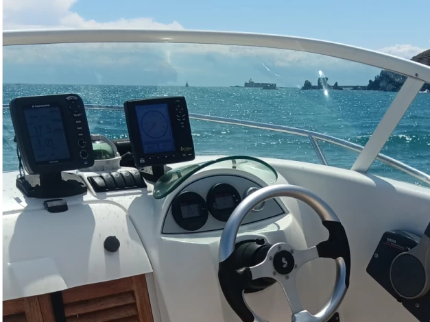 Jachthuur in Le Cap d'Agde - Bénéteau Flyer 650 WA via SamBoat