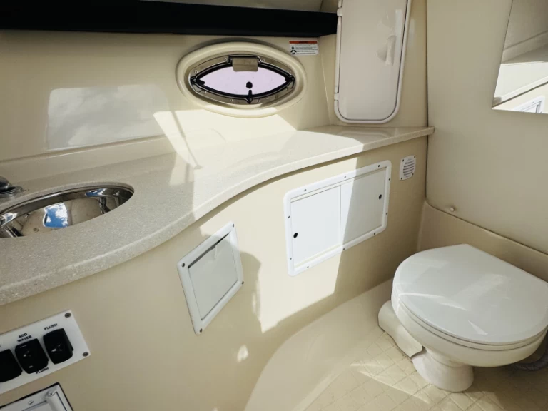 Verhuur Motorboot in Miami - Four Winns h310