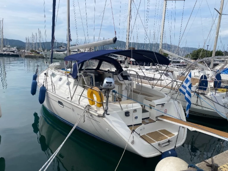 Verhuur Zeilboot in Gouviá - Jeanneau Sun Odyssey 42.2