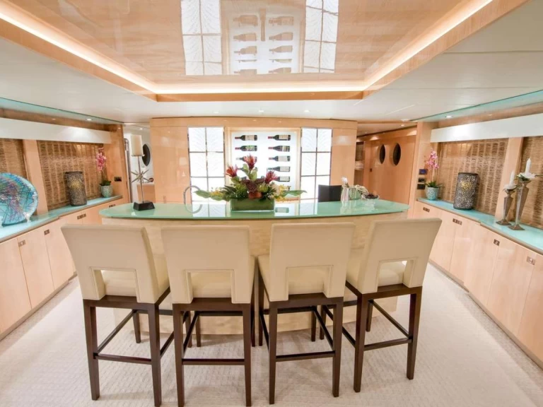 Huur een Johnson INCEPTION in Fort Lauderdale