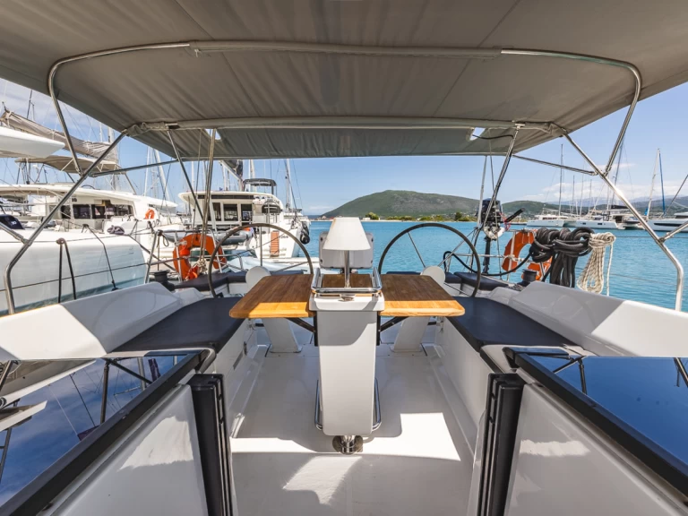 Huur Zeilboot met of zonder schipper Hanse in Lefkáda