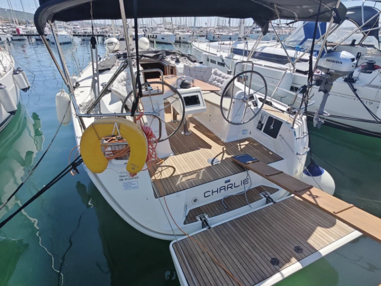 Huur een Bavaria Cruiser 34 in Punat
