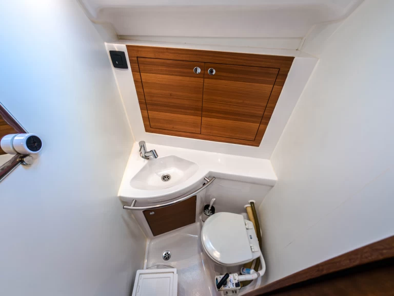 Elan Impression 40.1 te huur van particulier of professional in Punat