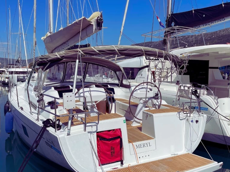 Zeilboot te huur in Kaštela voor de beste prijs