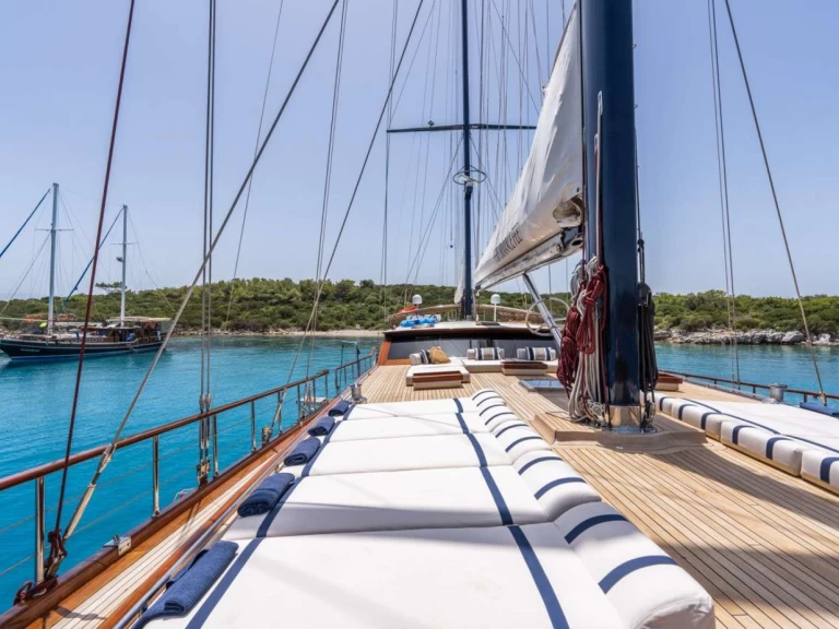 Verhuur Jacht Custom Gulet-Motor Sailor met vaarbewijs