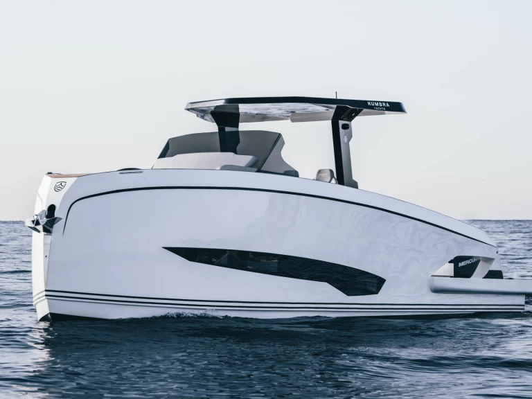Verhuur Motorboot Kumbra Yachts met vaarbewijs