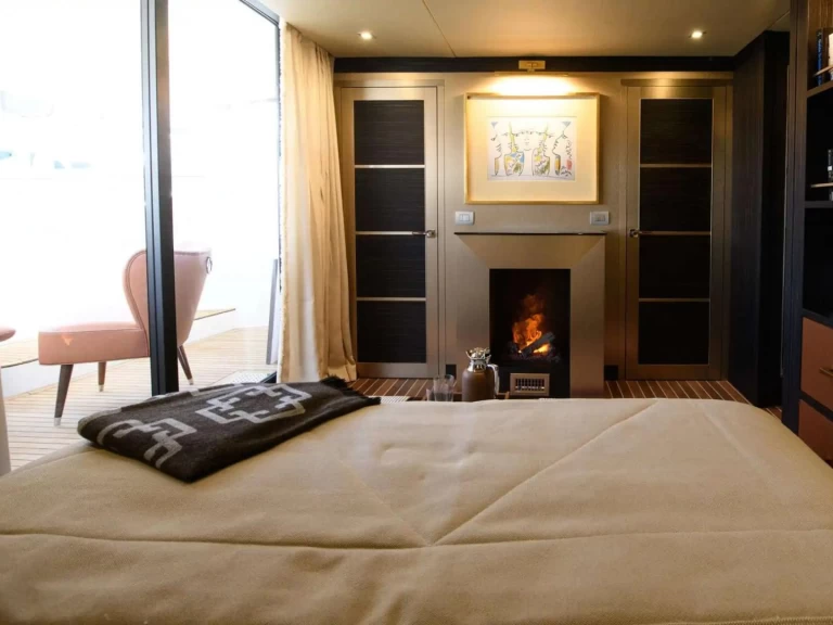 Bootverhuur Ibiza Town goedkoop GOLDFINGER